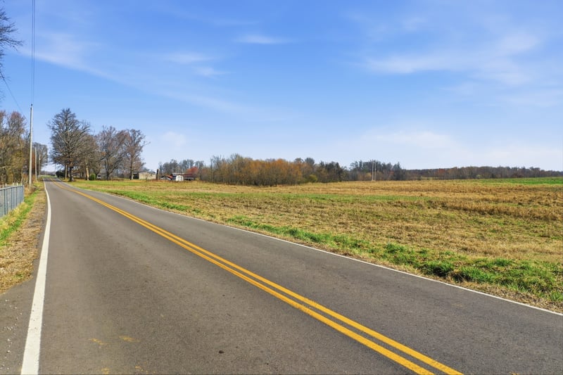 2 Highway 161 , Springfield, TN 37172