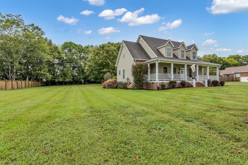 6421 Yeatman Ln, Columbia, TN 38401