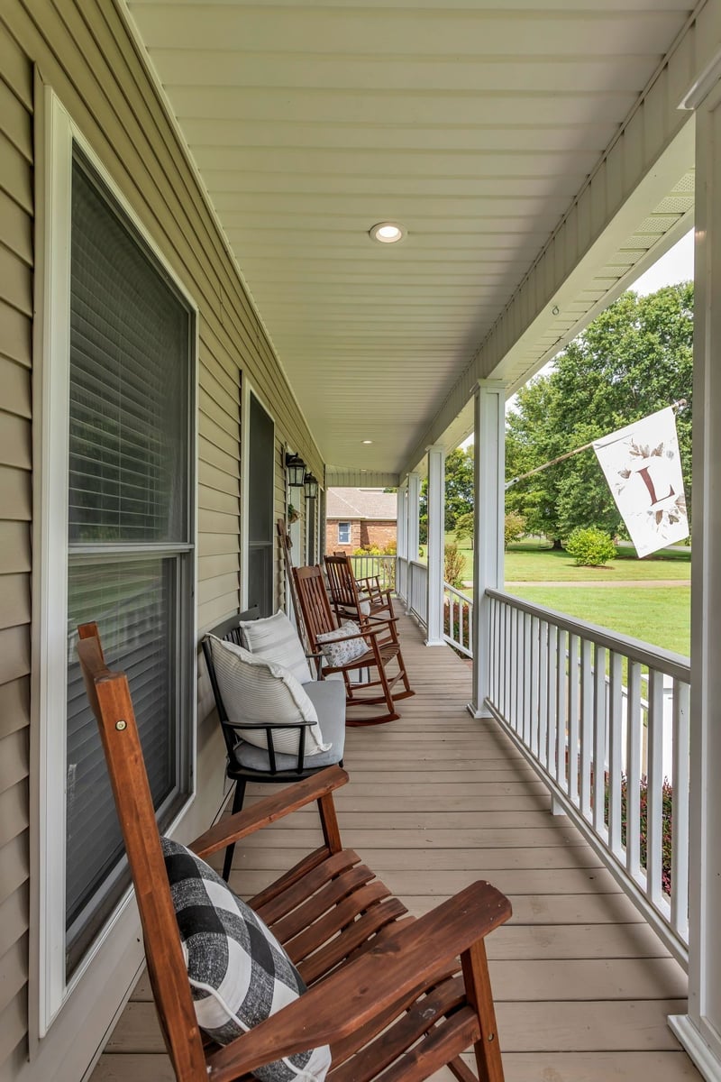 6421 Yeatman Ln, Columbia, TN 38401
