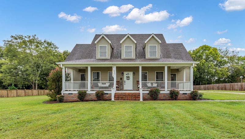 6421 Yeatman Ln, Columbia, TN 38401