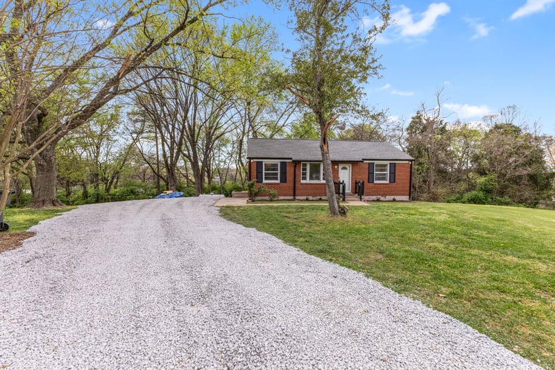 315 Lallemand Ct, Nashville, TN 37211