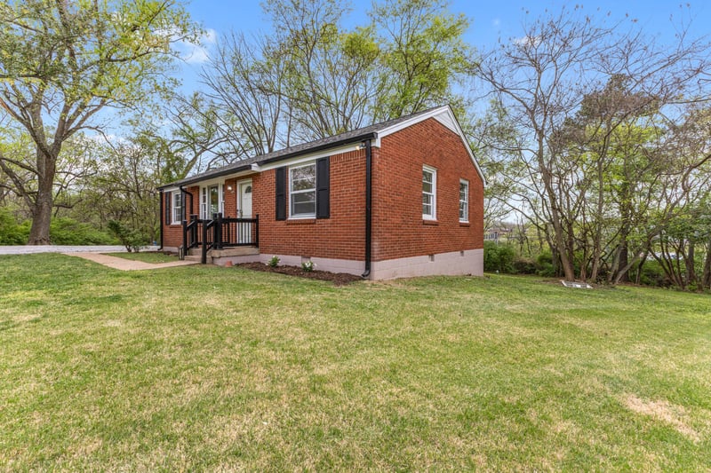 315 Lallemand Ct, Nashville, TN 37211