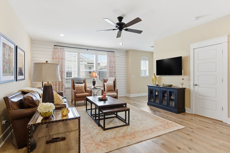 7030 Westside Cir, Nashville, TN 37205