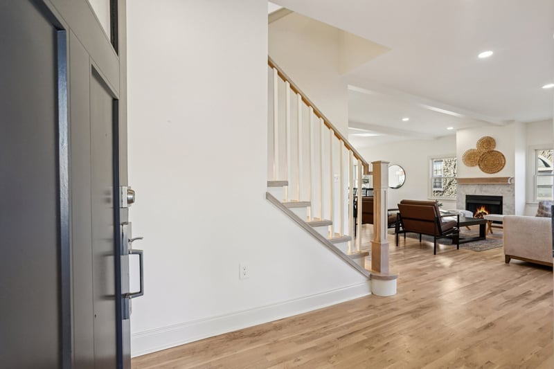 215 Cherokee Rd, Nashville, TN 37205