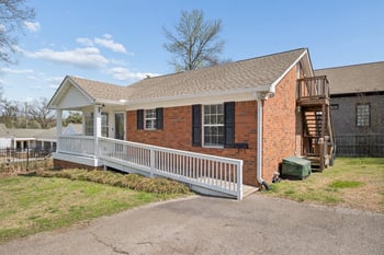 2418C Abbott Martin Rd, Nashville, TN 37215