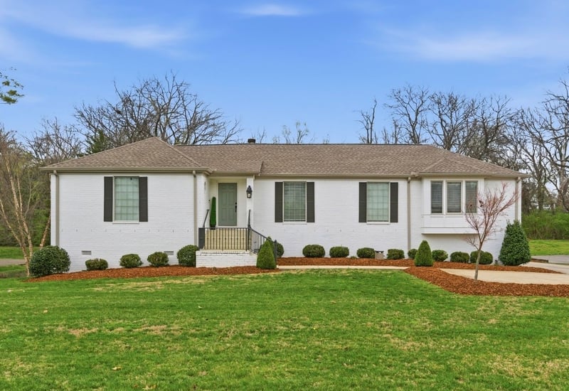 2826 Sugar Tree Rd, Nashville, TN 37215