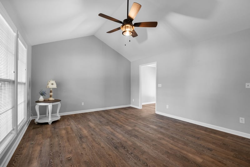 821 Luxemburg Dr, Hermitage, TN 37076