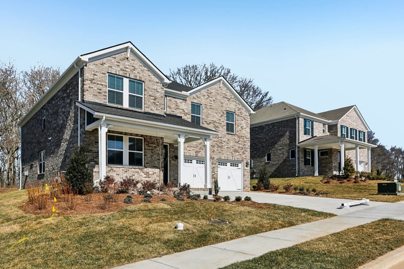 2420 Nolan Dr, Thompsons Station, TN 37179