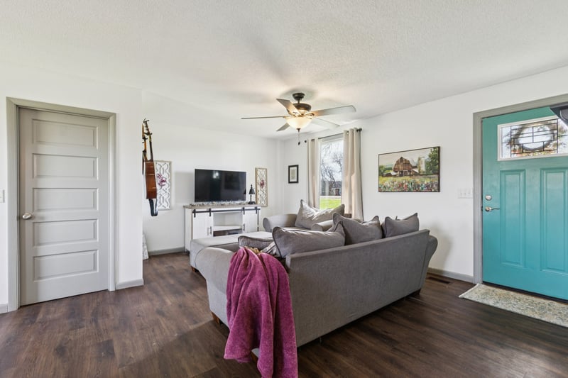 220 W Main St, Auburntown, TN 37016