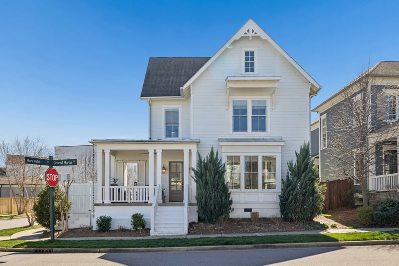 2001 General Martin Ln, Franklin, TN 37064