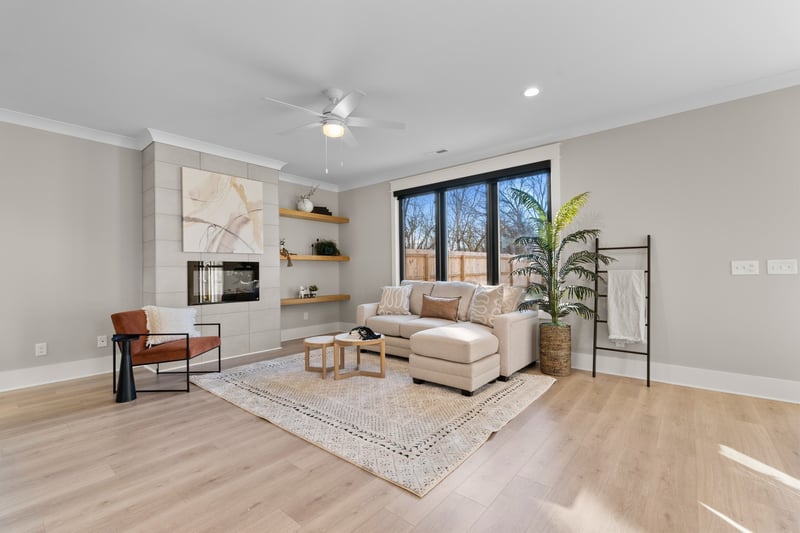 725 N Highland Ave, Murfreesboro, TN 37130