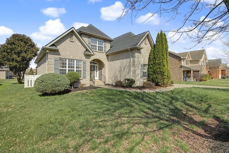 1328 Sam Houston Ave, Murfreesboro, TN 37129