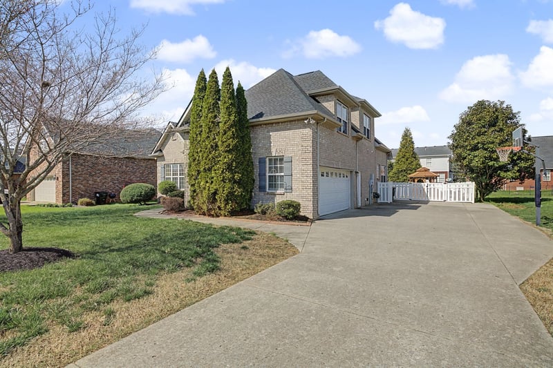 1328 Sam Houston Ave, Murfreesboro, TN 37129