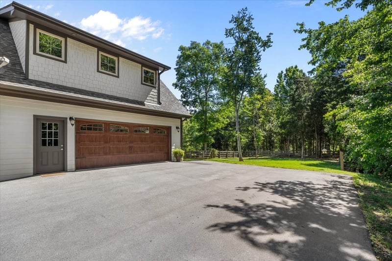8006 Rose Ridge Pvt Ln, Fairview, TN 37062
