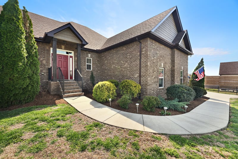 1027 Caballo Trl, Gallatin, TN 37066