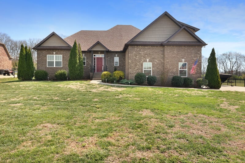1027 Caballo Trl, Gallatin, TN 37066