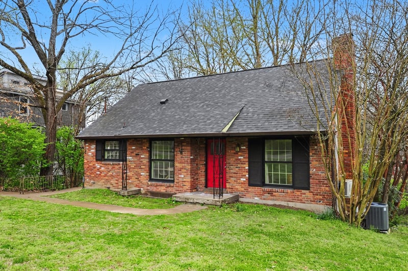 2703 Meadow Rose Dr, Nashville, TN 37206