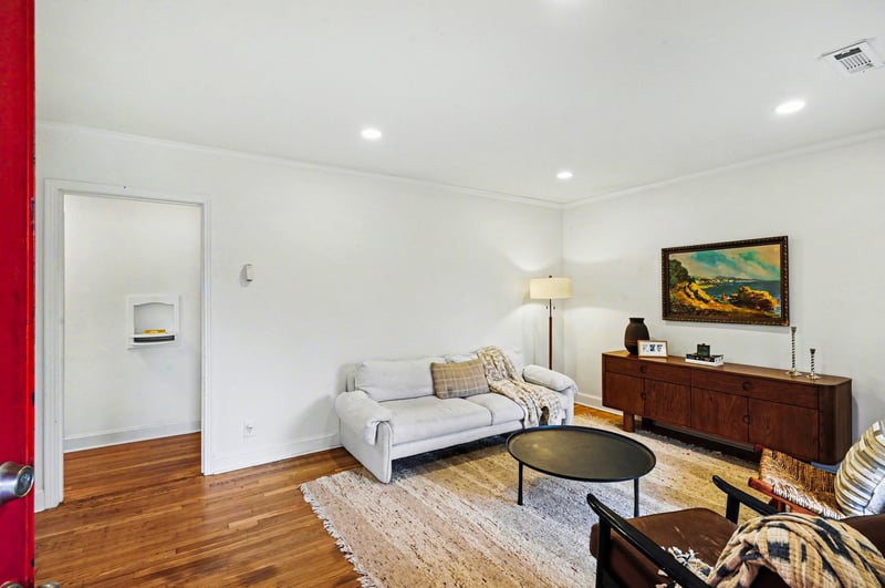 2703 Meadow Rose Dr, Nashville, TN 37206