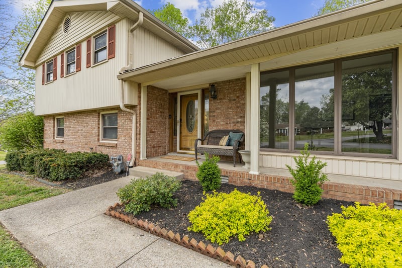 600 Frankfort Dr, Hermitage, TN 37076