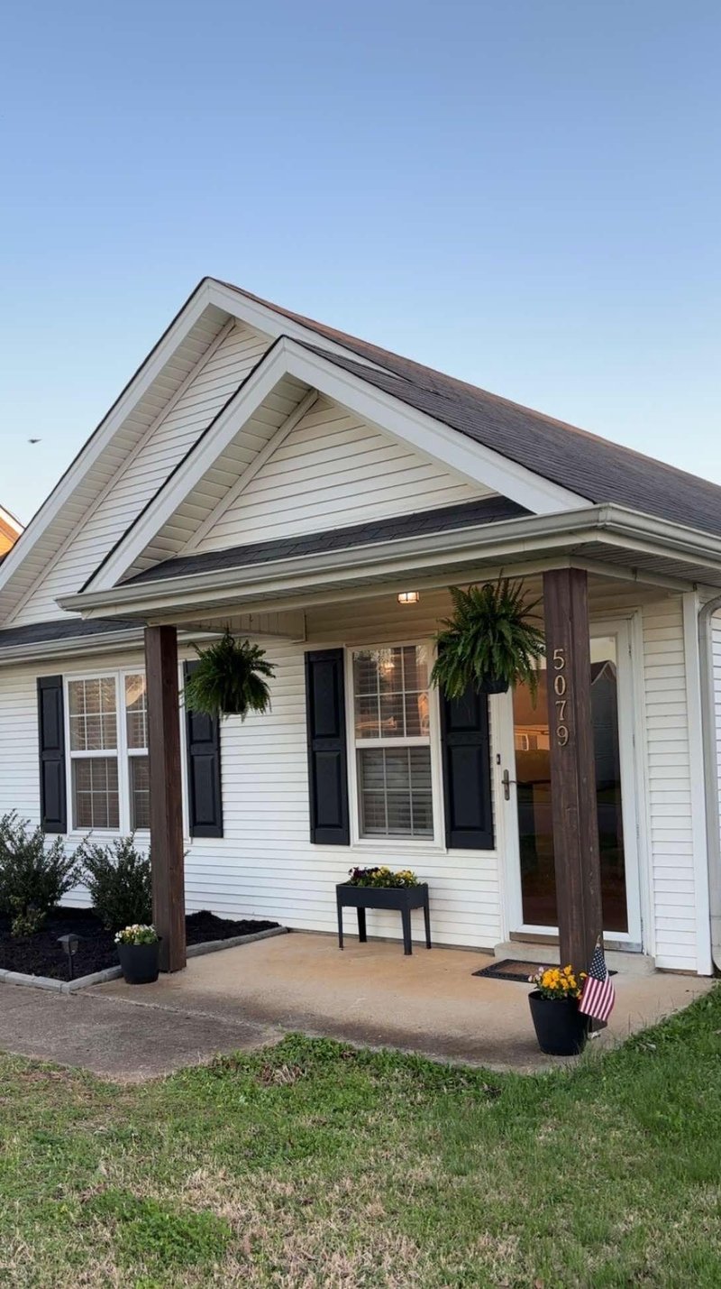 5079 Tabitha St, Murfreesboro, TN 37129