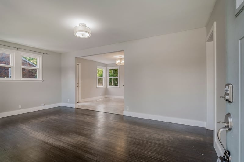 2129 Crystal Dr, Nashville, TN 37210