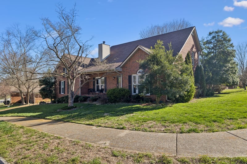 190 Heathersett Dr, Franklin, TN 37064