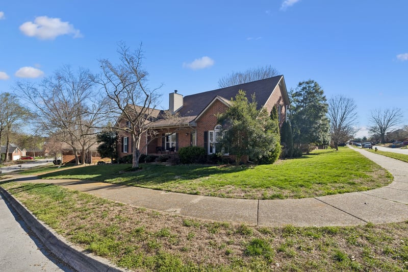 190 Heathersett Dr, Franklin, TN 37064