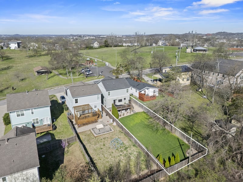 1607 Rebecca St, Nashville, TN 37216