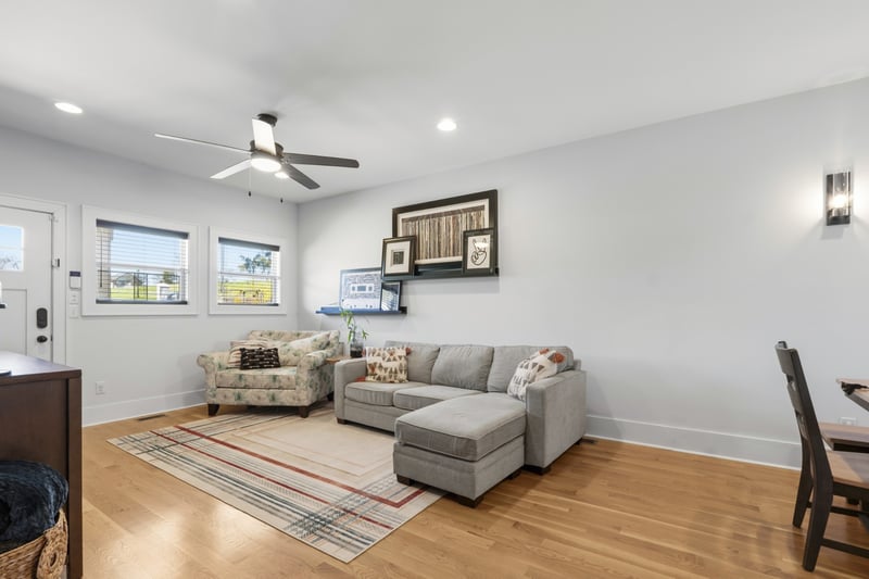 1607 Rebecca St, Nashville, TN 37216