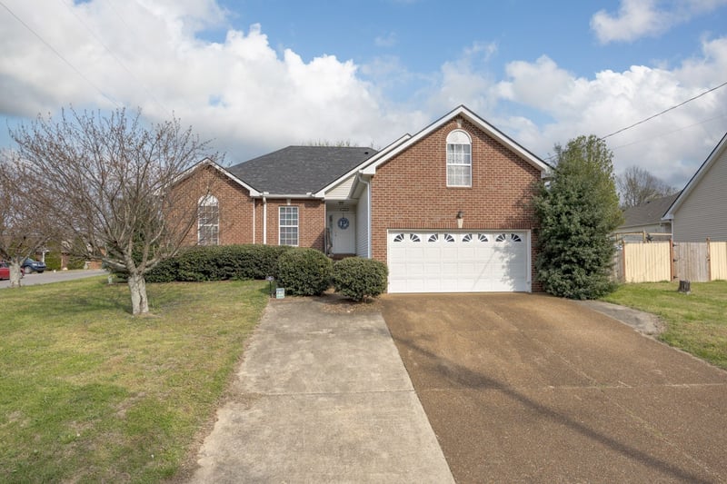 124 Shannon Ave, Madison, TN 37115
