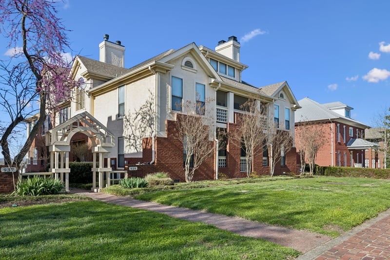 939 Russell St #16, Nashville, TN 37206