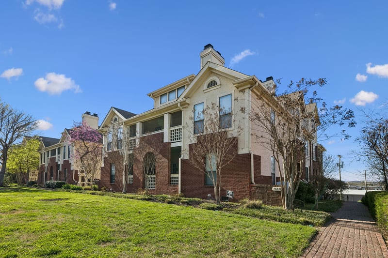 939 Russell St #16, Nashville, TN 37206