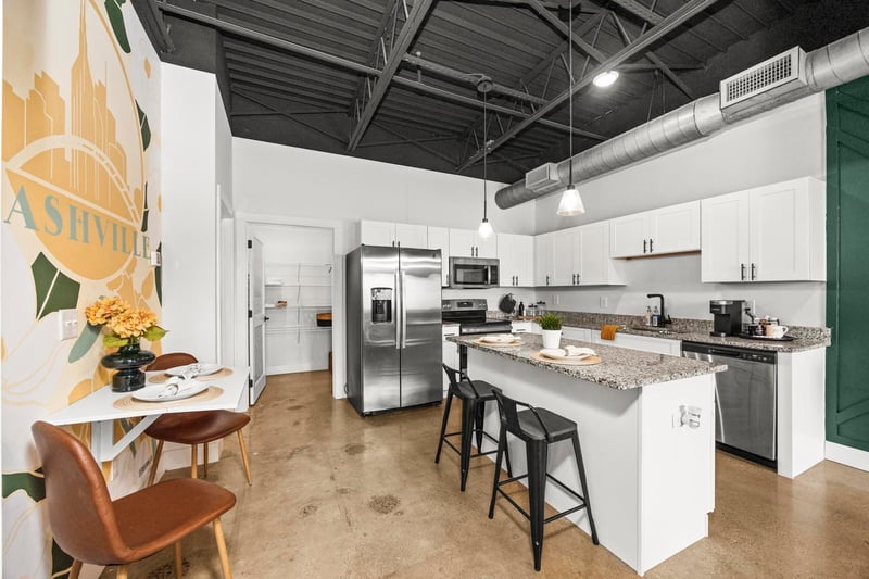 295 Plus Park Blvd #212, Nashville, TN 37217