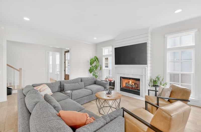 901B Gale Ln, Nashville, TN 37204