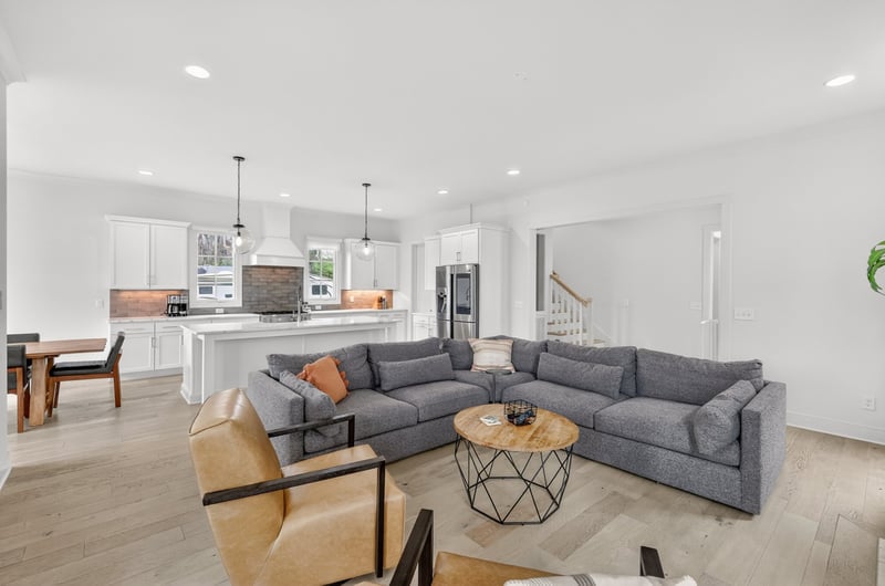 901B Gale Ln, Nashville, TN 37204