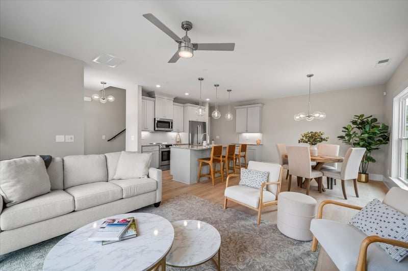 3045A Hillside Rd, Nashville, TN 37207