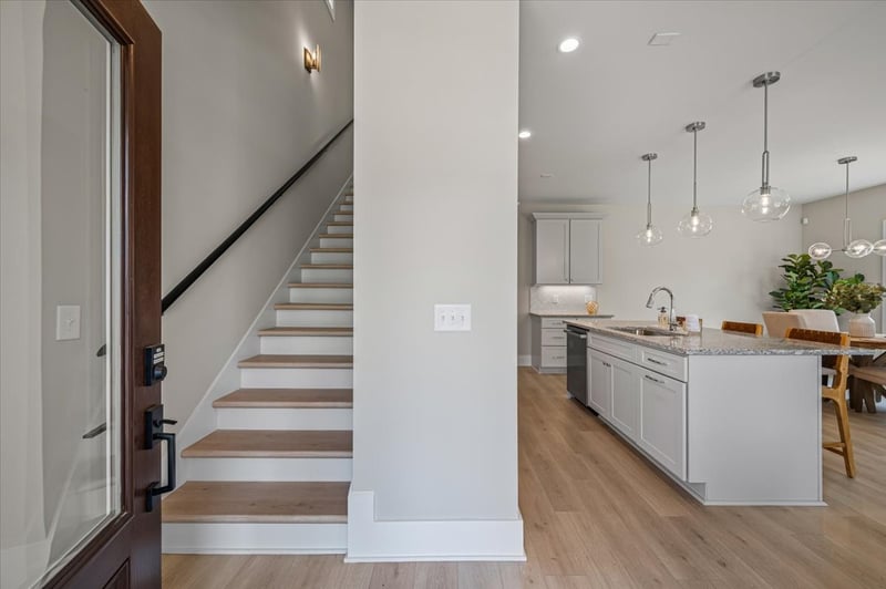 3045A Hillside Rd, Nashville, TN 37207