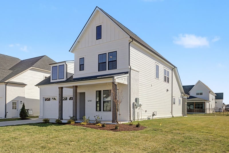 5747 Sagebrush Dr, Murfreesboro, TN 37129