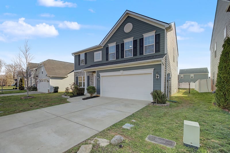 2815 Leatherwood Dr, Murfreesboro, TN 37128
