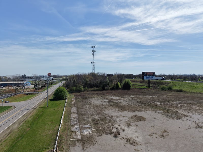 570 Alfred Thun Rd, Clarksville, TN 37040