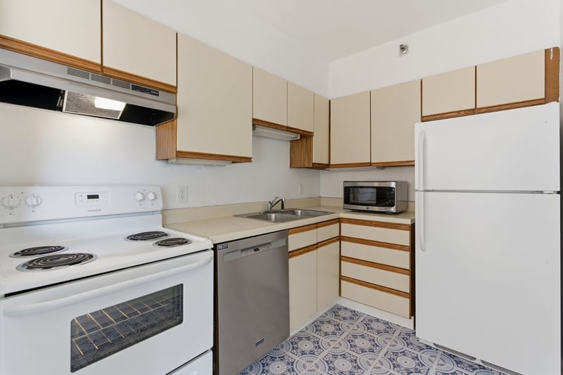 900 19th Ave #401, Nashville, TN 37212