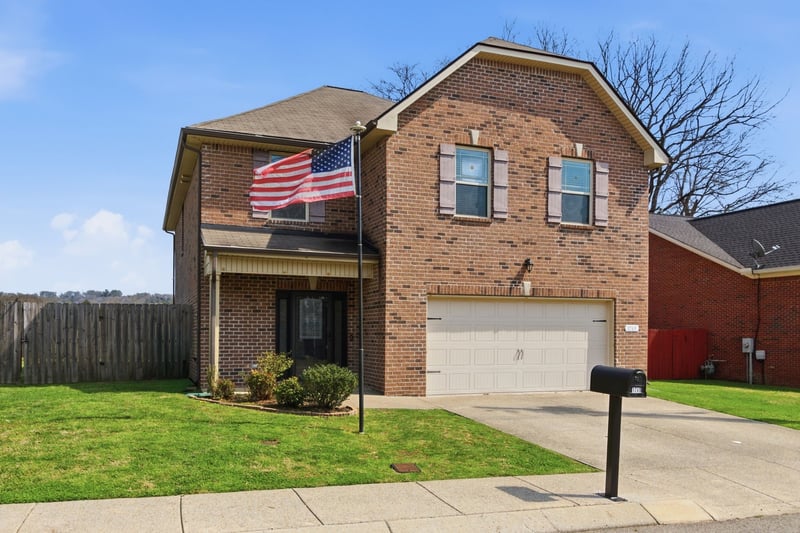 1749 Auburn Ln, Columbia, TN 38401