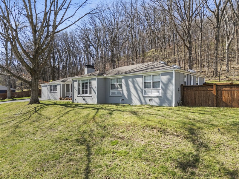 1020 Norfleet Dr, Nashville, TN 37220