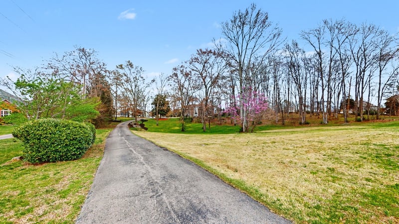 6011 Ocala Rd, Murfreesboro, TN 37128