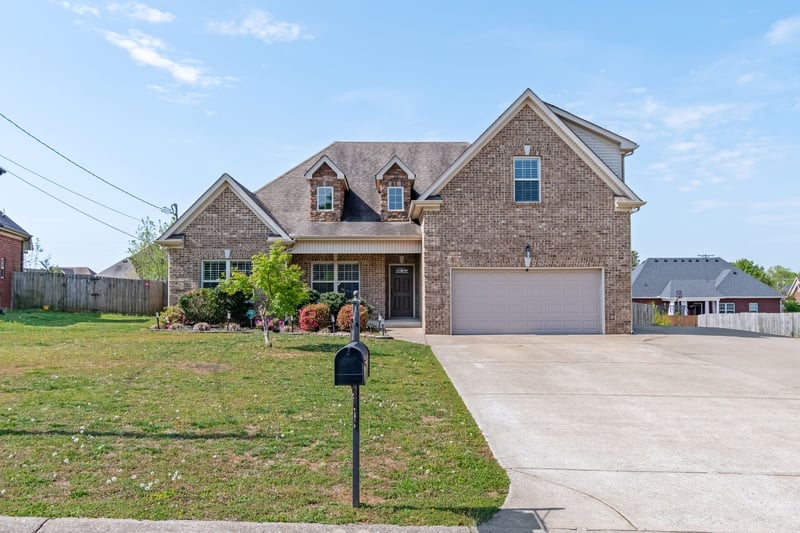 1021 Brokencreek Ln, Murfreesboro, TN 37129