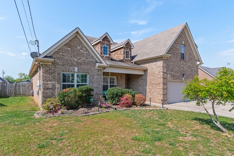 1021 Brokencreek Ln, Murfreesboro, TN 37129