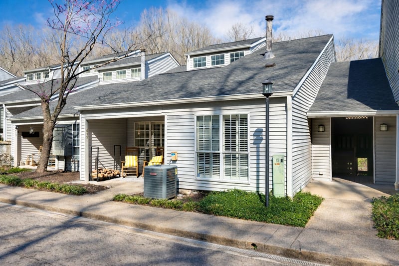 412 Post Creek Rd, Nashville, TN 37221