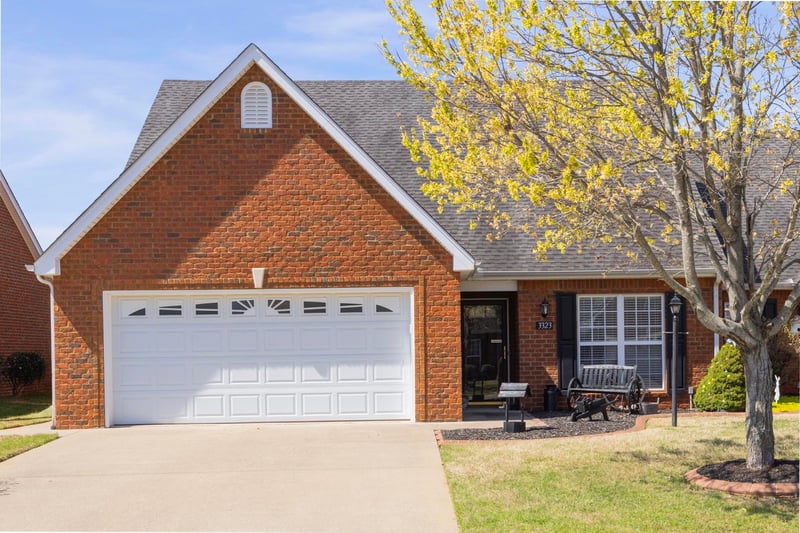 3323 Berryside Dr, Murfreesboro, TN 37128
