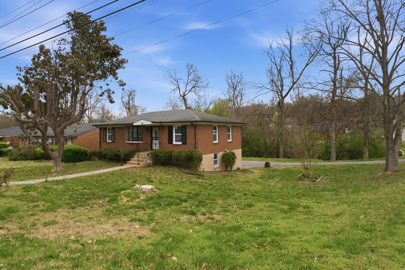 730 Patricia Dr, Nashville, TN 37217