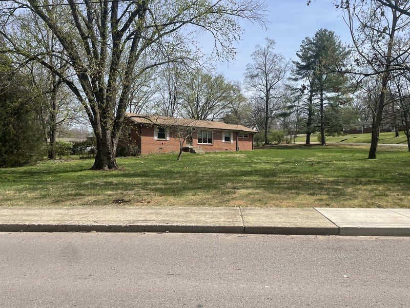 701 Shawnee Dr, Nashville, TN 37205